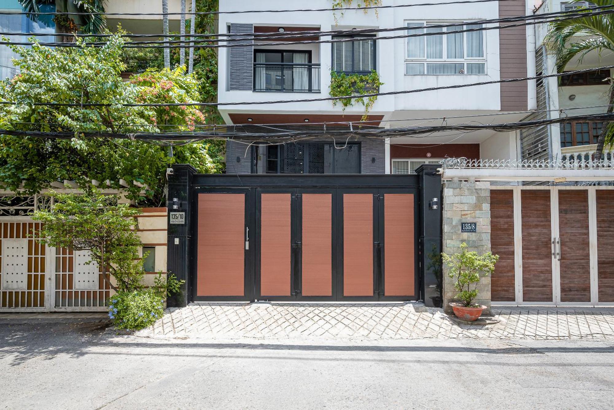 Cozrum Homes - Kena House Ho Chi Minh City Exterior photo